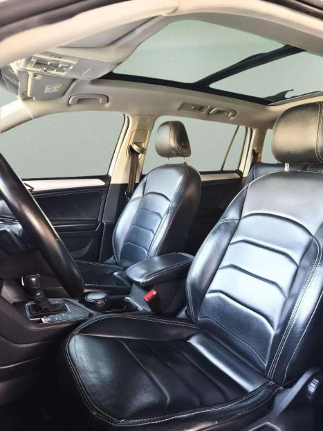VOLKSWAGEN Tiguan 1.4 250 TSI TOTAL FLEX ALLSPACE TURBO AUTOMTICO TIPTRONIC, Foto 24