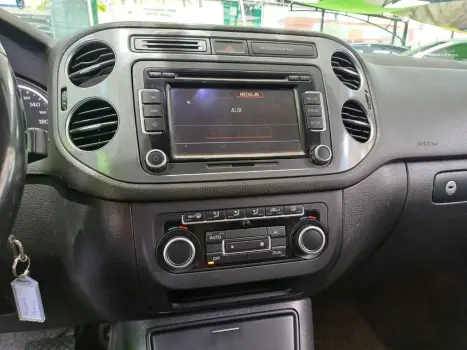 VOLKSWAGEN Tiguan 2.0 16V 4P TSI 300 TURBO R-LINE AUTOMTICO, Foto 12