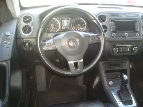 VOLKSWAGEN Tiguan 2.0 16V 4P TSI 4WD TURBO AUTOMTICO, Foto 9