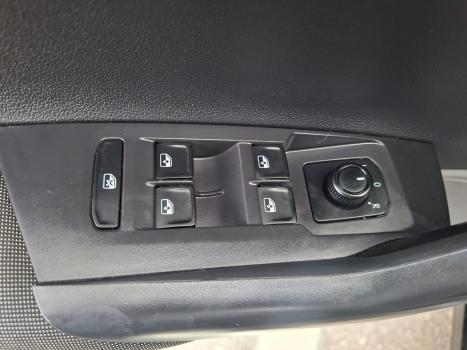 VOLKSWAGEN Virtus 1.0 4P 200 TSI FLEX COMFORTLINE AUTOMTICO, Foto 4