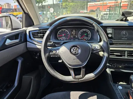 VOLKSWAGEN Virtus 1.0 4P 200 TSI FLEX COMFORTLINE AUTOMTICO, Foto 3