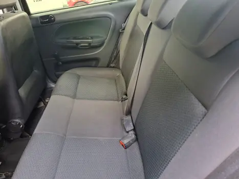 VOLKSWAGEN Voyage 1.6 4P FLEX, Foto 9