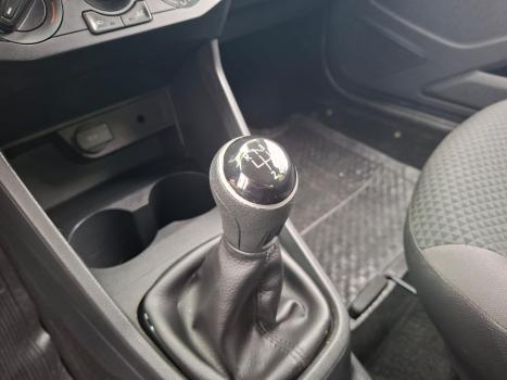 VOLKSWAGEN Voyage 1.6 4P FLEX, Foto 2