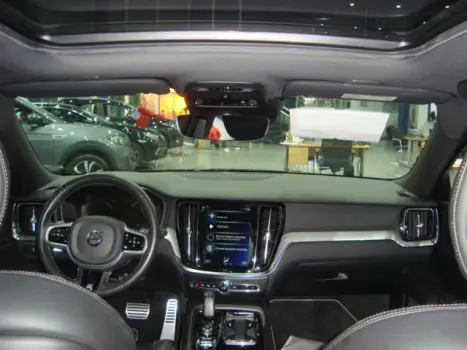 VOLVO S60 2.0 16V 4P T8 R-DESIGN HBRIDO AUTOMTICO, Foto 10