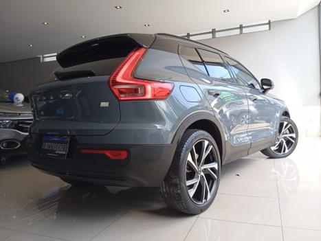 VOLVO XC40 1.5 16V 4P T5 RECHARGE HBRIDO R-DESIGN GEARTRONIC AUTOMTICO, Foto 2
