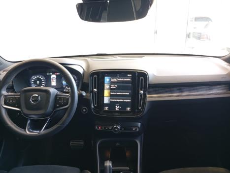 VOLVO XC40 1.5 16V 4P T5 RECHARGE HBRIDO R-DESIGN GEARTRONIC AUTOMTICO, Foto 8