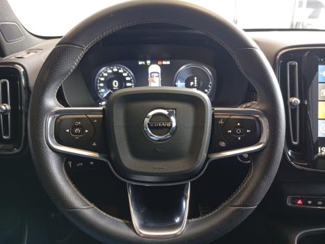 VOLVO XC40 1.5 16V 4P T5 RECHARGE HBRIDO R-DESIGN GEARTRONIC AUTOMTICO, Foto 10