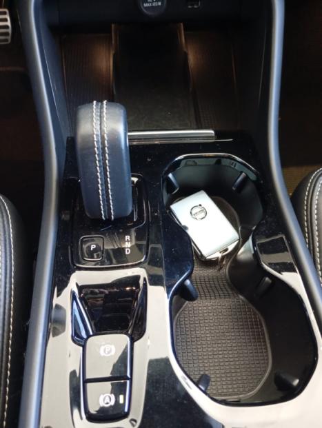 VOLVO XC40 1.5 16V 4P T5 RECHARGE HBRIDO R-DESIGN GEARTRONIC AUTOMTICO, Foto 12