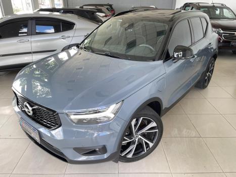 VOLVO XC40 1.5 16V 4P T5 RECHARGE HBRIDO R-DESIGN GEARTRONIC AUTOMTICO, Foto 3