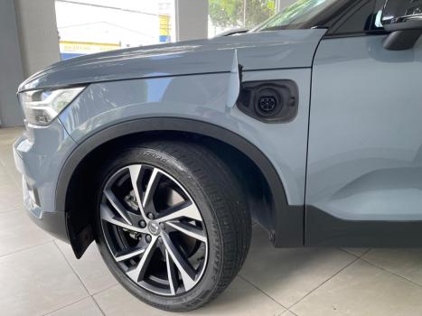 VOLVO XC40 1.5 16V 4P T5 RECHARGE HBRIDO R-DESIGN GEARTRONIC AUTOMTICO, Foto 6