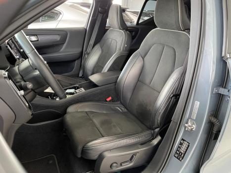 VOLVO XC40 1.5 16V 4P T5 RECHARGE HBRIDO R-DESIGN GEARTRONIC AUTOMTICO, Foto 16