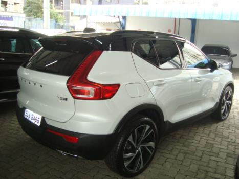 VOLVO XC40 2.0 16V 4P T5 TURBO MOMENTUM AWD GEARTRONIC AUTOMTICO, Foto 3