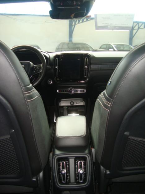 VOLVO XC40 2.0 16V 4P T5 TURBO MOMENTUM AWD GEARTRONIC AUTOMTICO, Foto 8