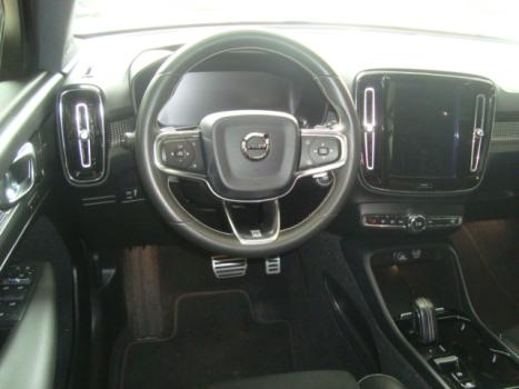 VOLVO XC40 2.0 16V 4P T5 TURBO MOMENTUM AWD GEARTRONIC AUTOMTICO, Foto 10