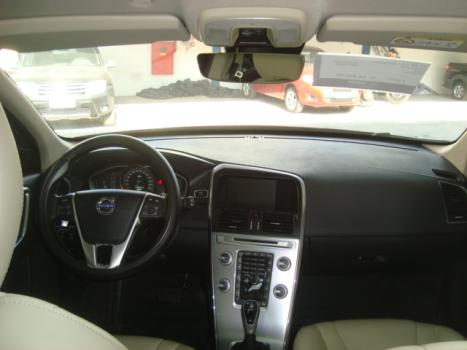 VOLVO XC60 2.0 4P COMFORT T5 TURBO AUTOMTICO, Foto 10