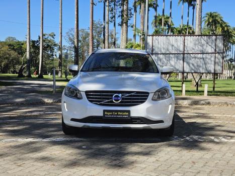 VOLVO XC60 2.0 4P T5 MOMENTUM TURBO AUTOMTICO, Foto 2