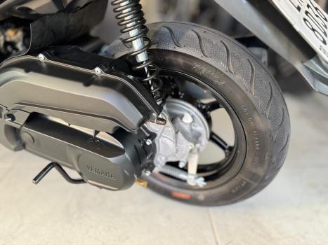 YAMAHA Fluo 125 ABS, Foto 9