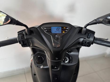 YAMAHA Fluo 125 ABS, Foto 12