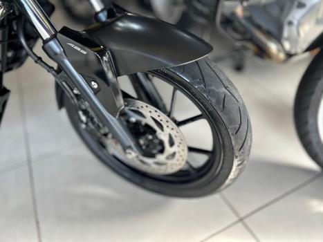 YAMAHA FZ 15 ABS, Foto 4
