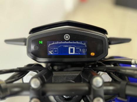 YAMAHA FZ 15 Fazer ABS, Foto 12