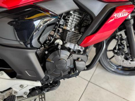 YAMAHA FZ 15 Fazer ABS, Foto 5