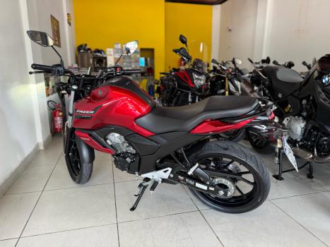 YAMAHA FZ 15 Fazer ABS, Foto 7