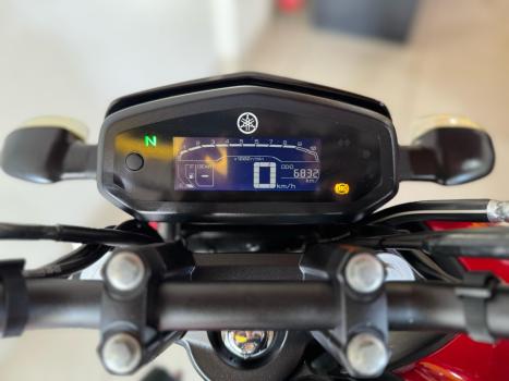 YAMAHA FZ 15 Fazer ABS, Foto 11