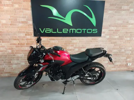 YAMAHA FZ 25 250 Fazer Flex , Foto 3