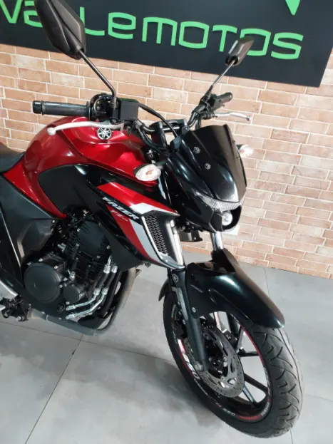 YAMAHA FZ 25 250 Fazer Flex , Foto 9