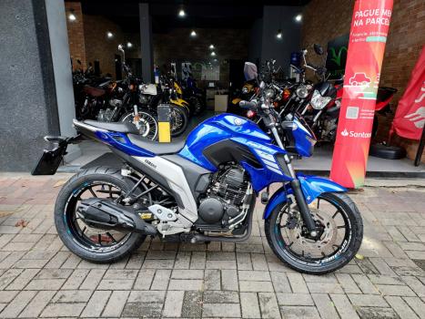 YAMAHA FZ 25 250 Fazer Flex , Foto 1