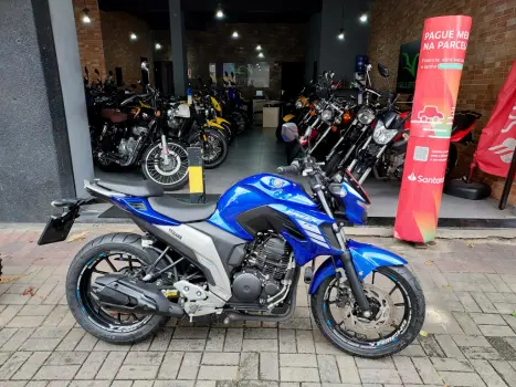 YAMAHA FZ 25 250 Fazer Flex , Foto 3