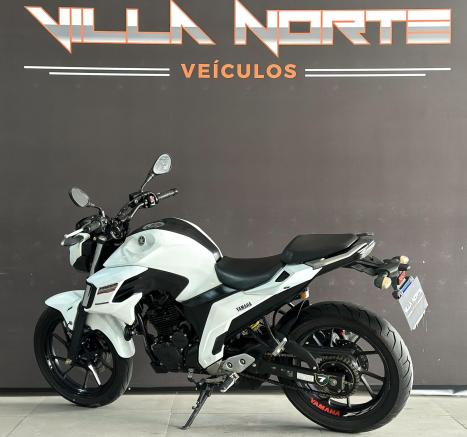 YAMAHA FZ 25 250 Fazer Flex , Foto 4