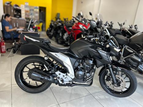 YAMAHA FZ 25 250 Fazer Flex , Foto 6