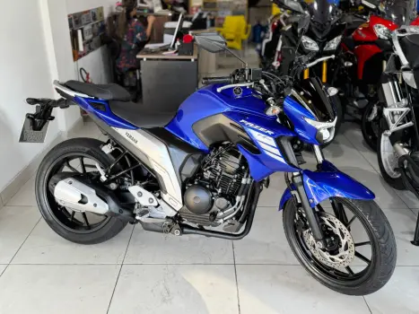 YAMAHA FZ 25 250 Fazer Flex , Foto 1