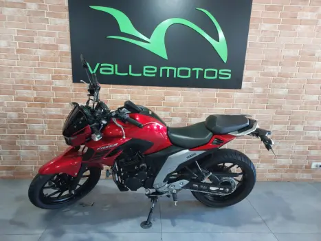 YAMAHA FZ 25 250 Fazer Flex , Foto 2
