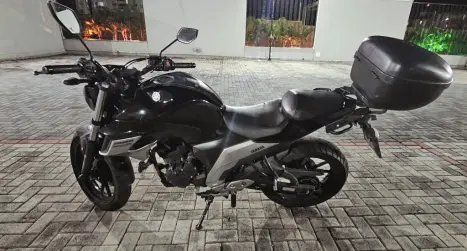 YAMAHA FZ 25 250 Fazer Flex , Foto 4