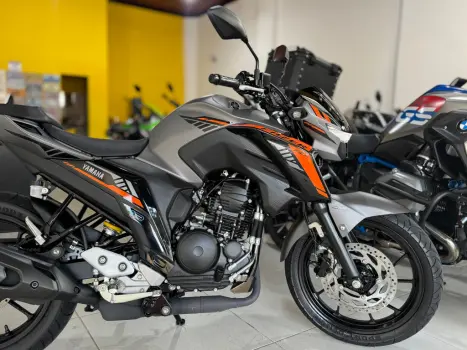 YAMAHA FZ 25 250 Fazer Flex , Foto 6