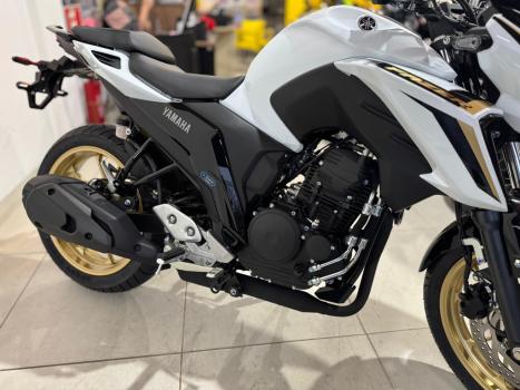 YAMAHA FZ 25 250 Fazer Flex , Foto 4