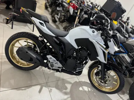 YAMAHA FZ 25 250 Fazer Flex , Foto 6