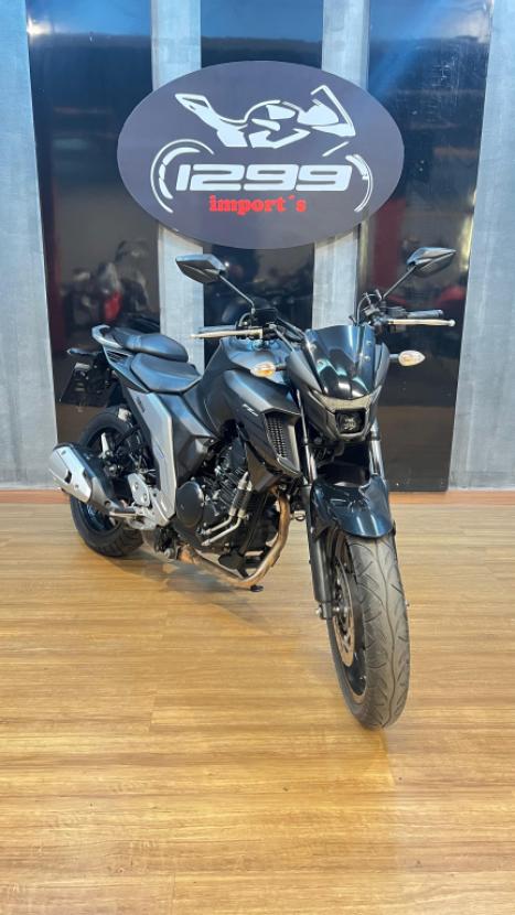 YAMAHA FZ 25 250 Fazer Flex , Foto 2