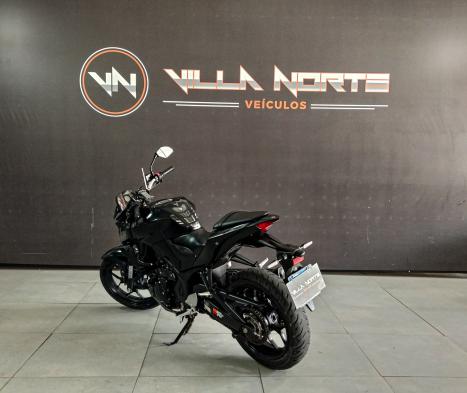 YAMAHA MT-03 300 ABS, Foto 4