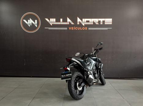 YAMAHA MT-03 300 ABS, Foto 6