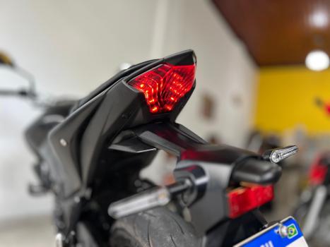 YAMAHA MT-03 300 ABS, Foto 9