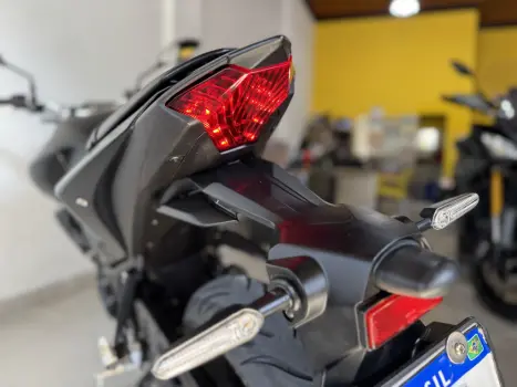 YAMAHA MT-03 300 ABS, Foto 9