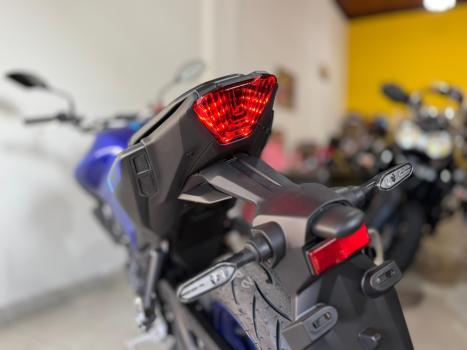 YAMAHA MT-03 300 ABS, Foto 8