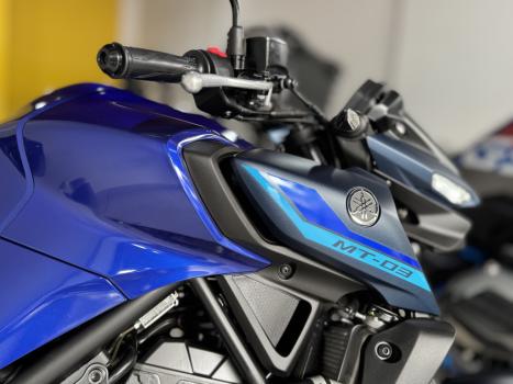 YAMAHA MT-03 300 ABS, Foto 3