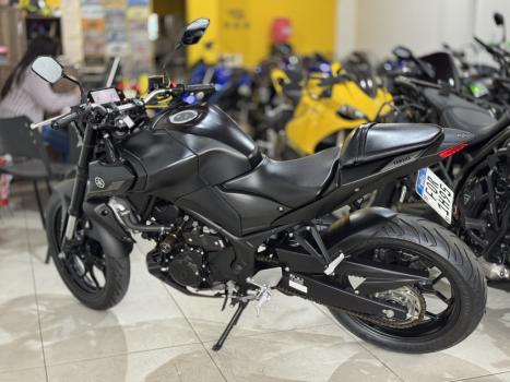 YAMAHA MT-03 300 ABS, Foto 8