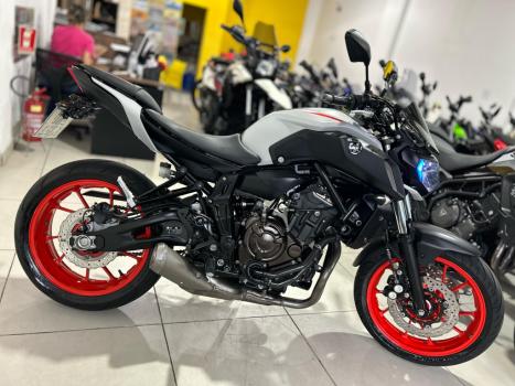 YAMAHA MT-07 700 ABS, Foto 5