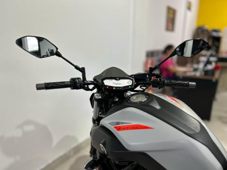 YAMAHA MT-07 700 ABS, Foto 8