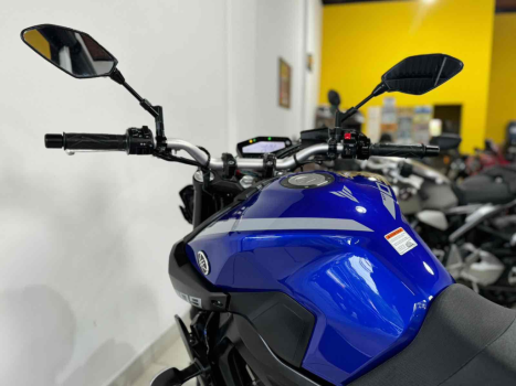 YAMAHA MT-09 850 ABS, Foto 10